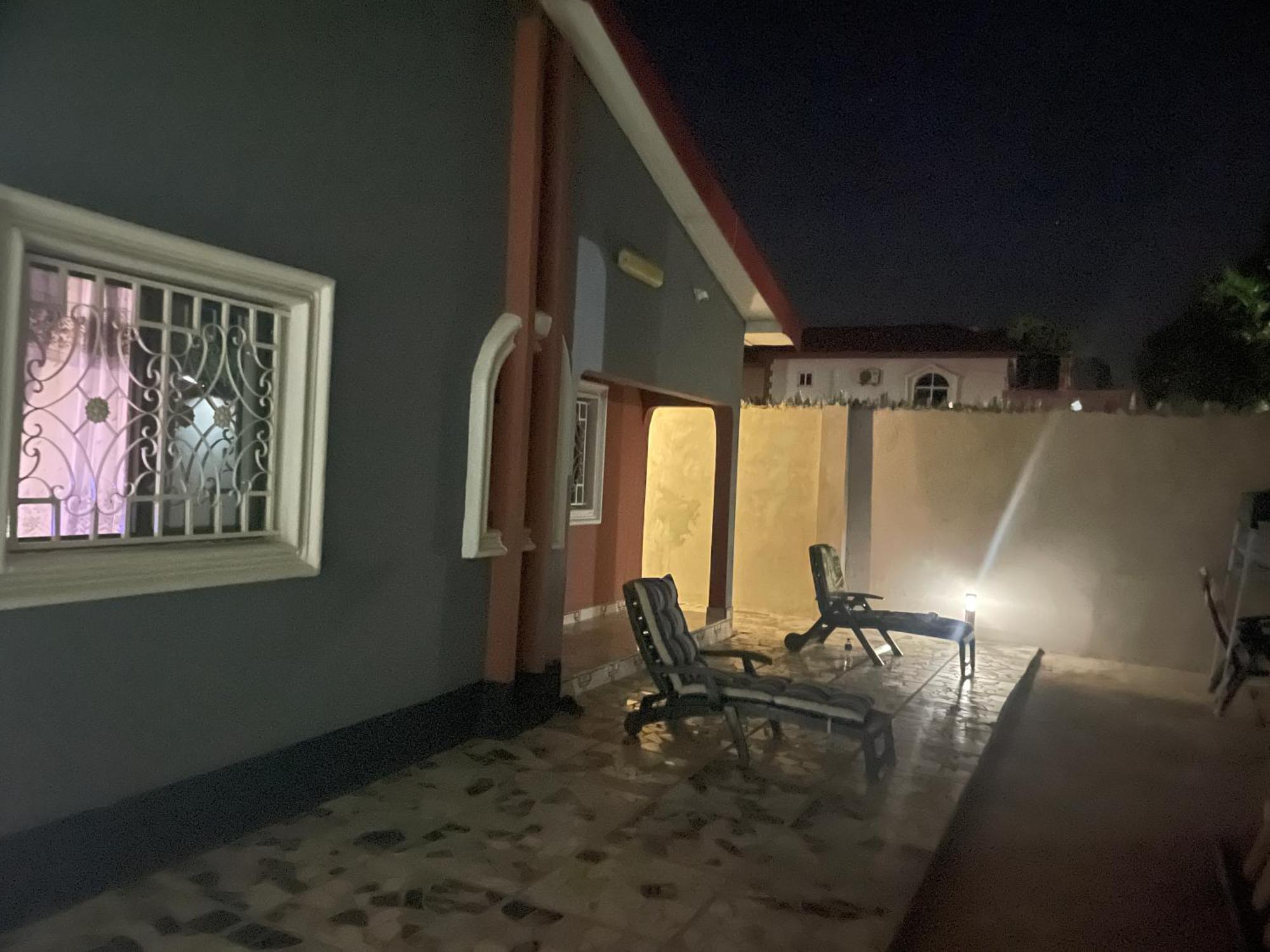 Nabixx Residence Brufut Eksteriør bilde